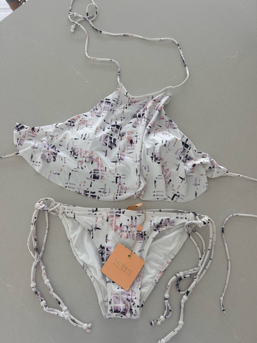 Bond-eye bikini NWT